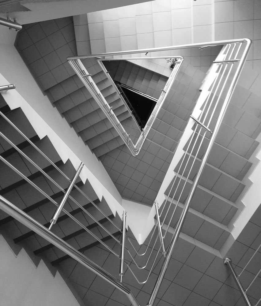 The abyss in architecture