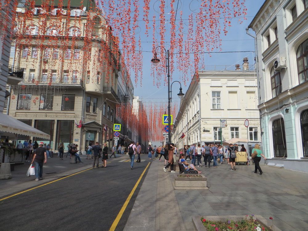 ПРАЗДНИЧНАЯ МОСКВА