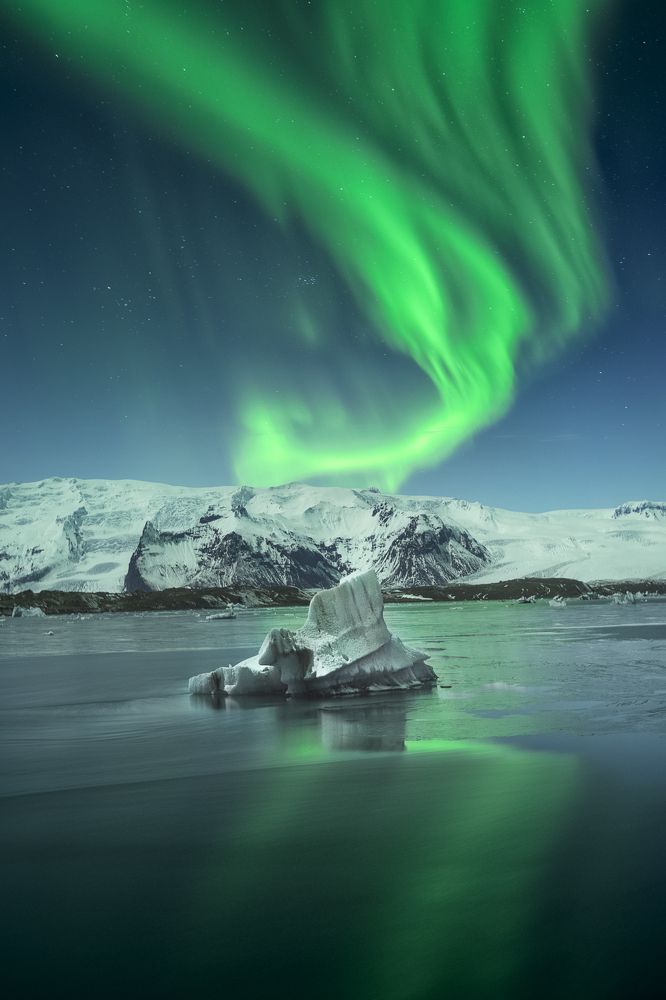 Photograph by Idan Livni