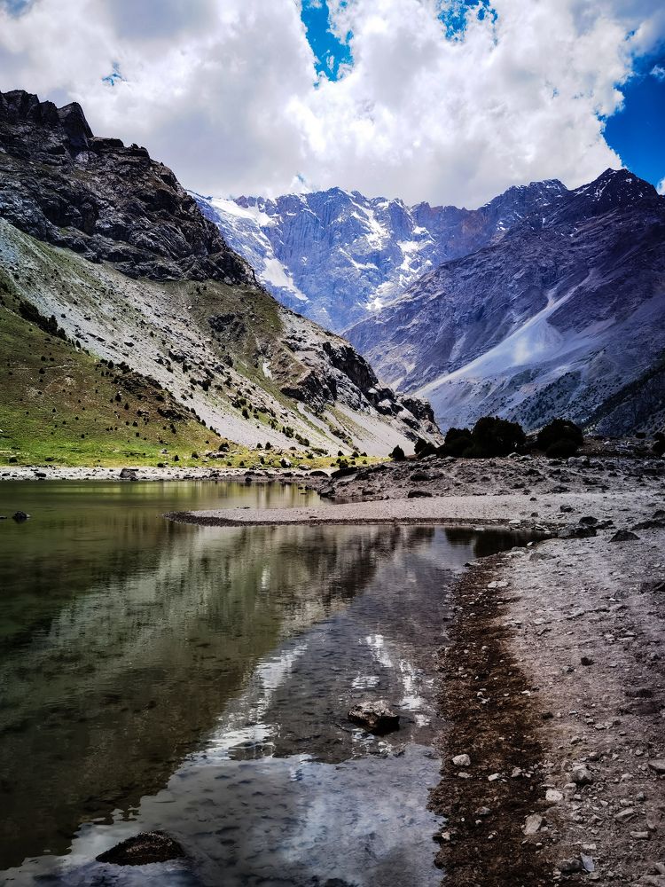 Photograph by Oleg Guchgeldiev