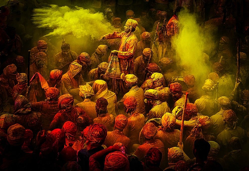 Confluence of Colors.