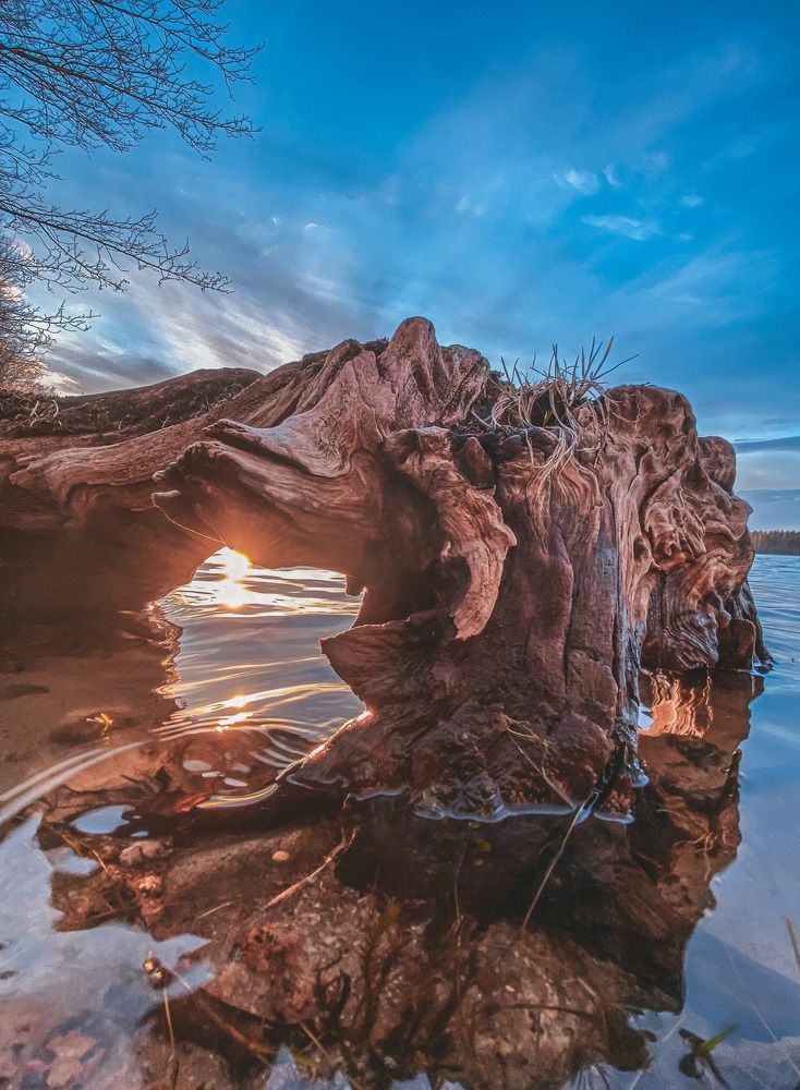 Закат на озере