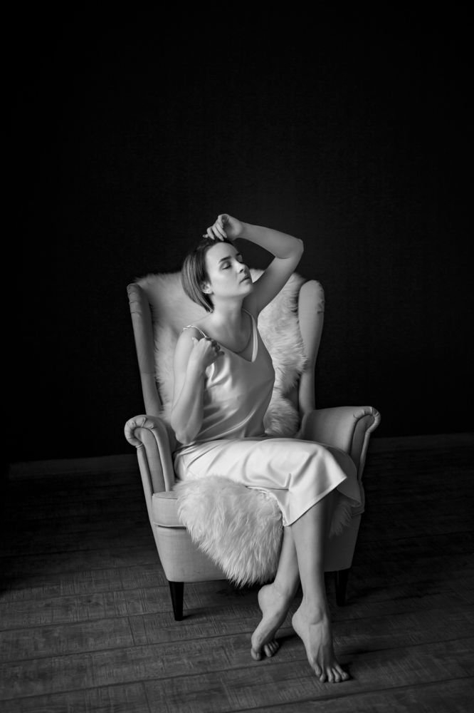 Девушка и ничего лишнего