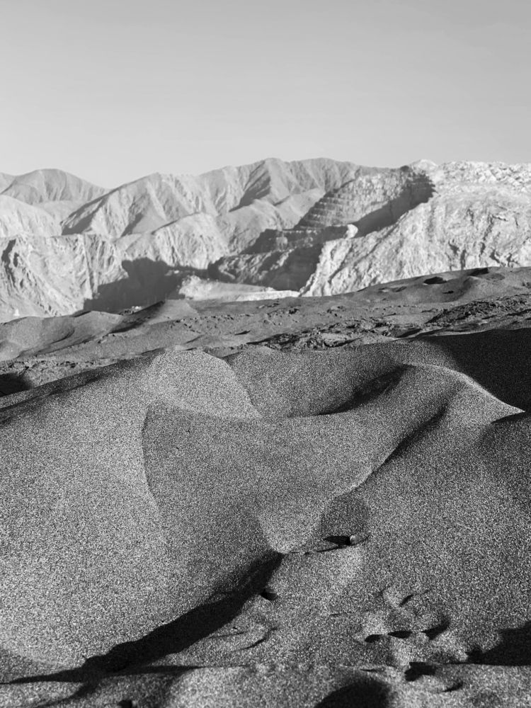 The mountains and sands of Bausher