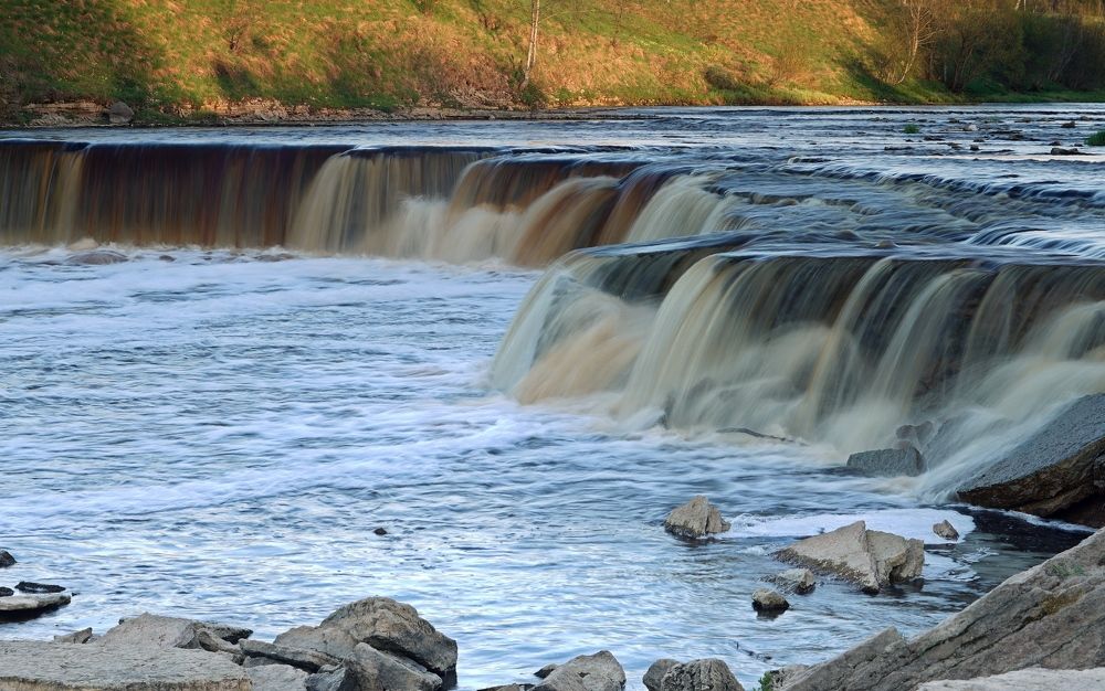 Тосненский водопад
