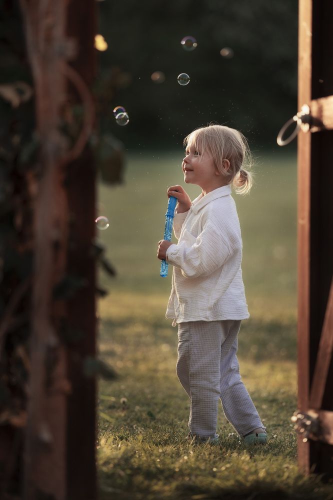 Photograph by Alena Avizhen