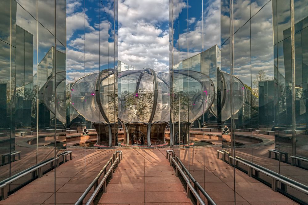 Зеркальная архитектура