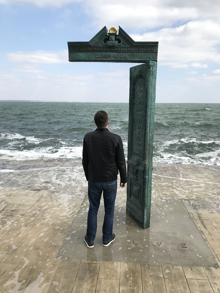 Photograph by Lena Savchuk