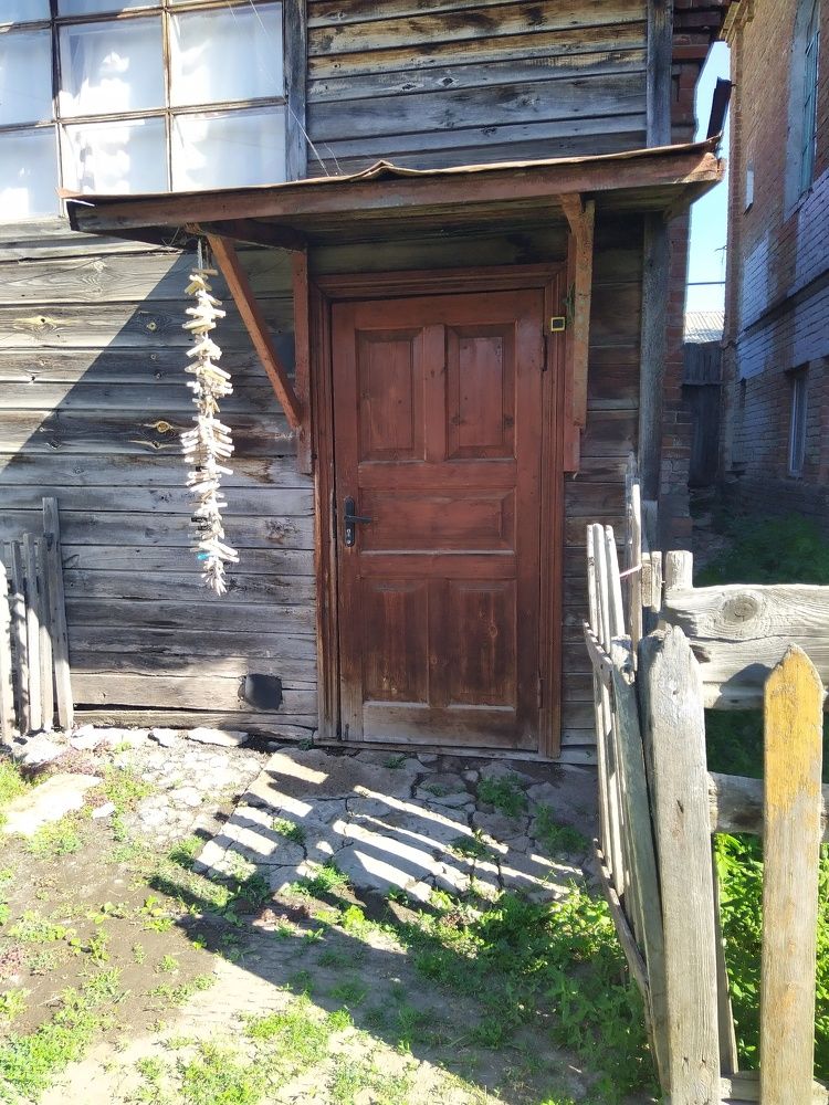 Photograph by Nadin Gaaze