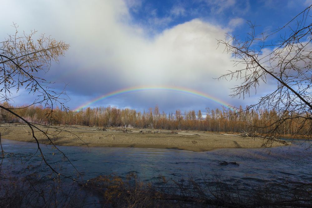 Радуга поздней осенью.