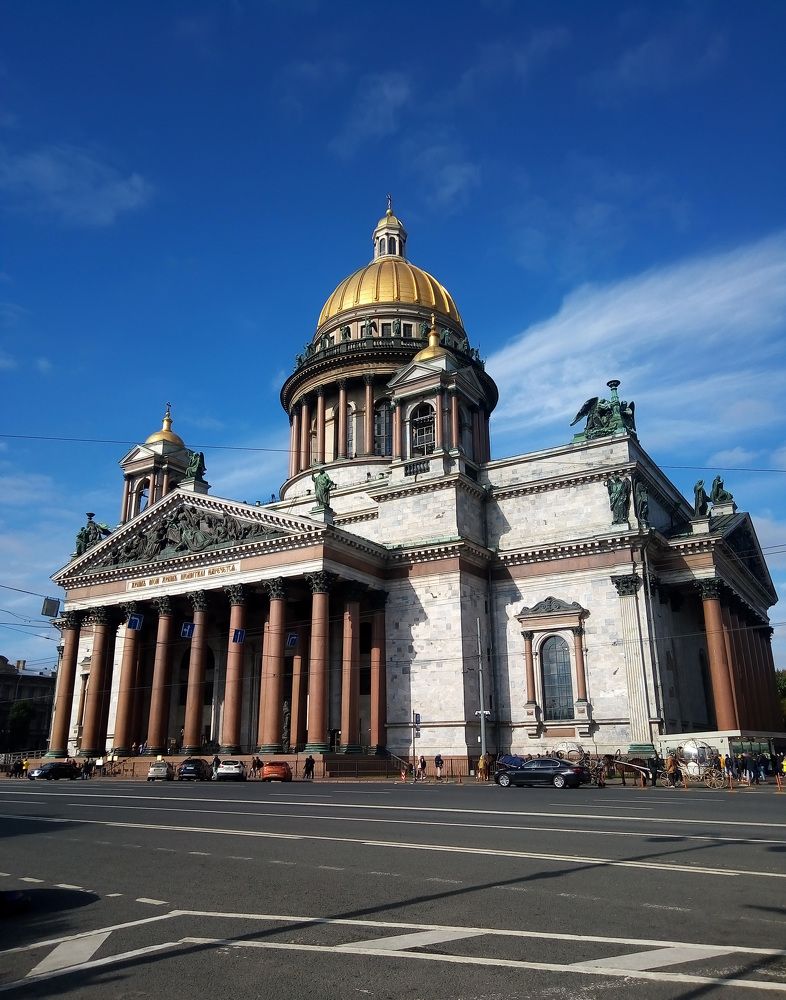 Исаакиевский собор в Санкт-Петербурге.