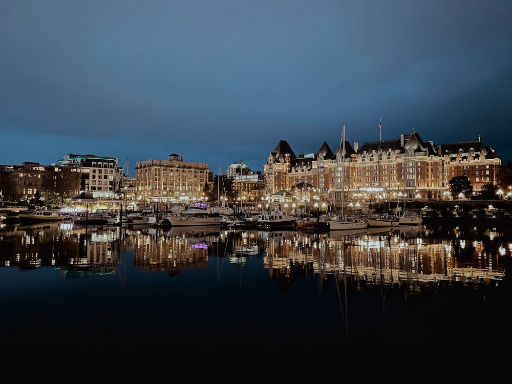 Photograph by Yana Viesulas