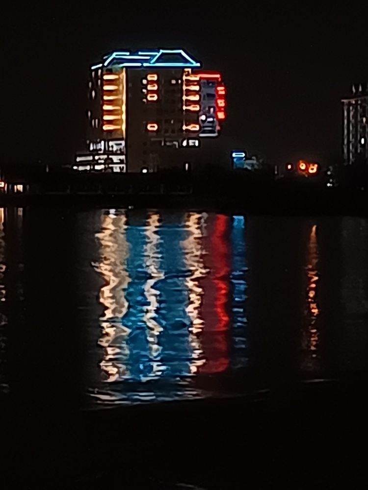 Photograph by AIEW CHEE MING