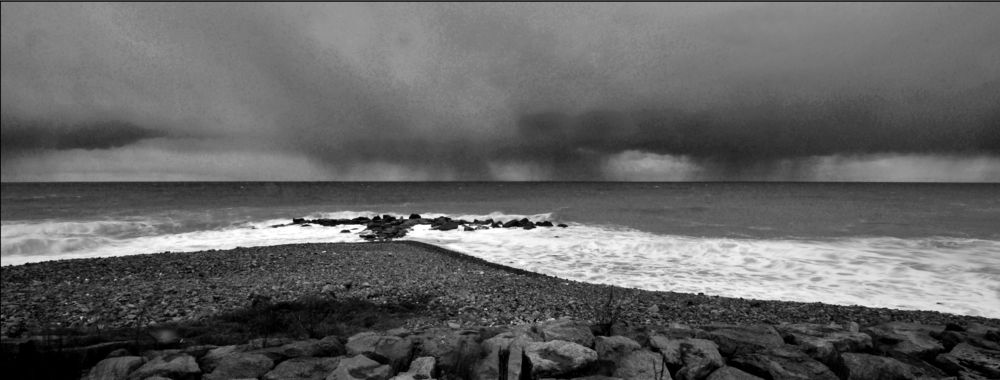 Photograph by Muzaffer Sütlüoğlu