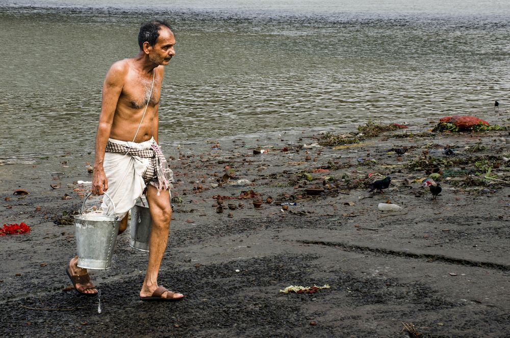 Water carrier