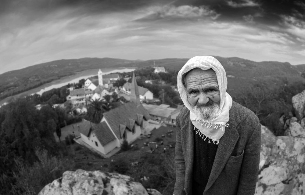 Photograph by Ibrahem Azaga