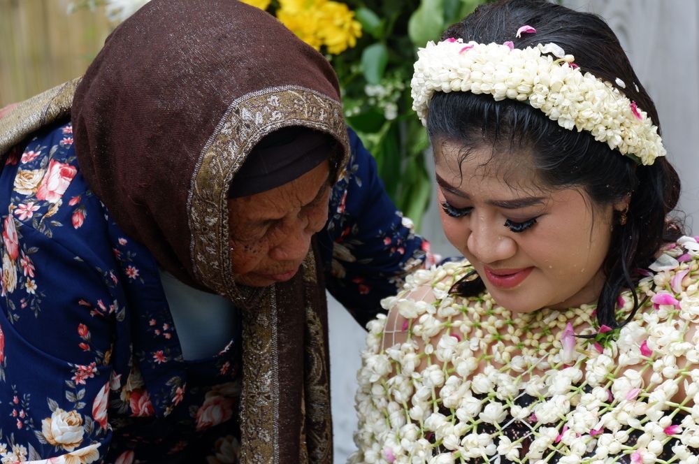 Photograph by Ari Dwi Timurti