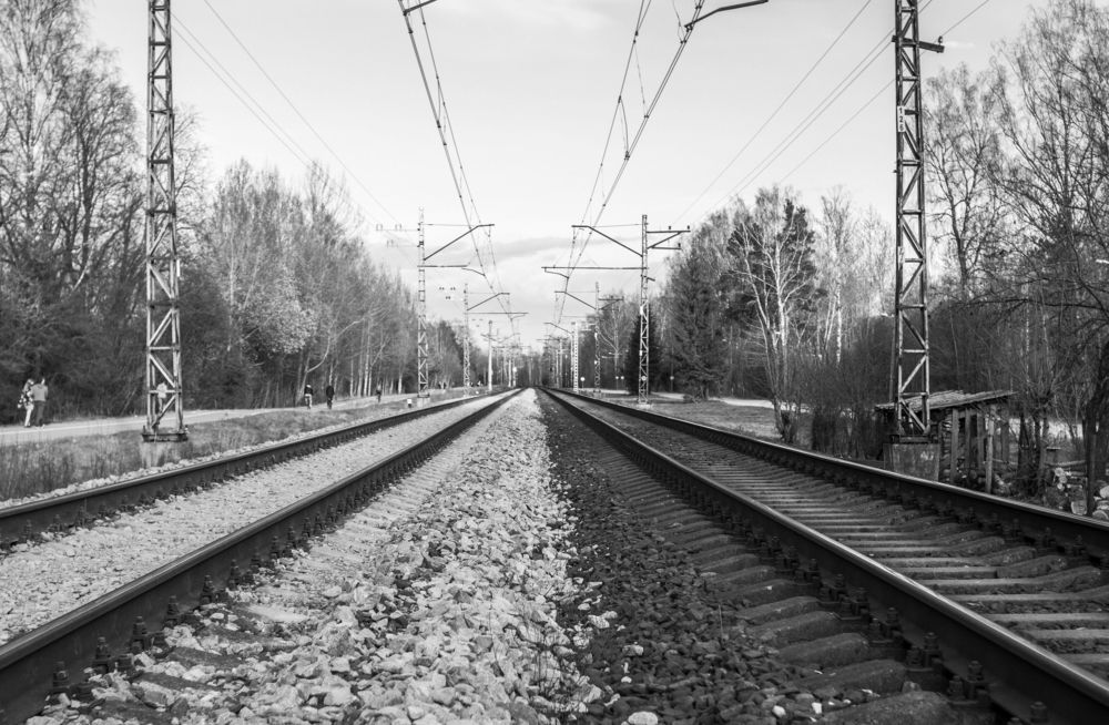 Дорога в два цвета, туда и обратно