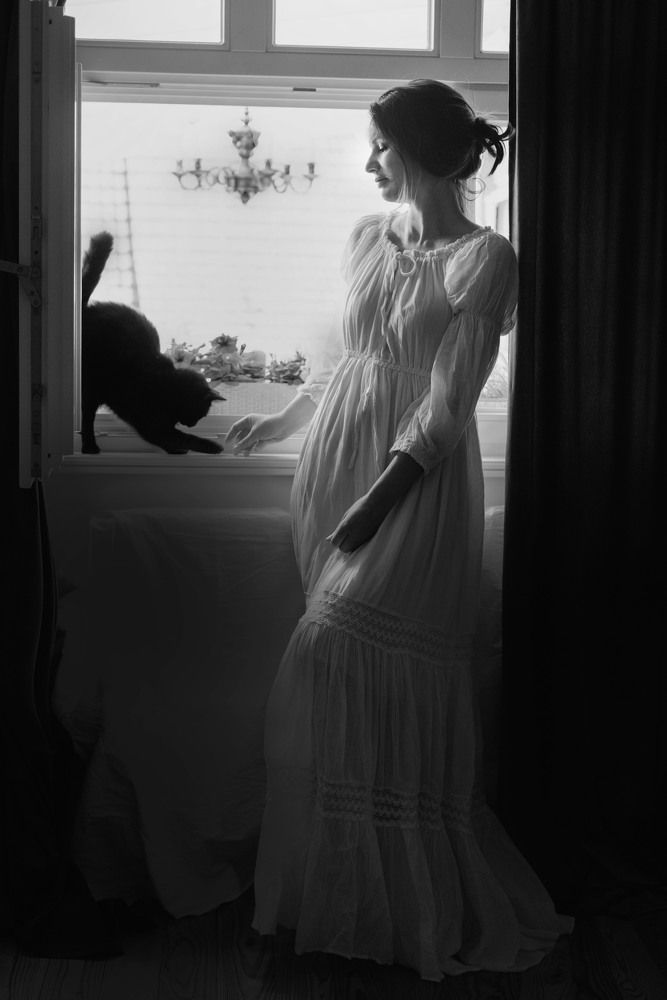 Девушка и кошка