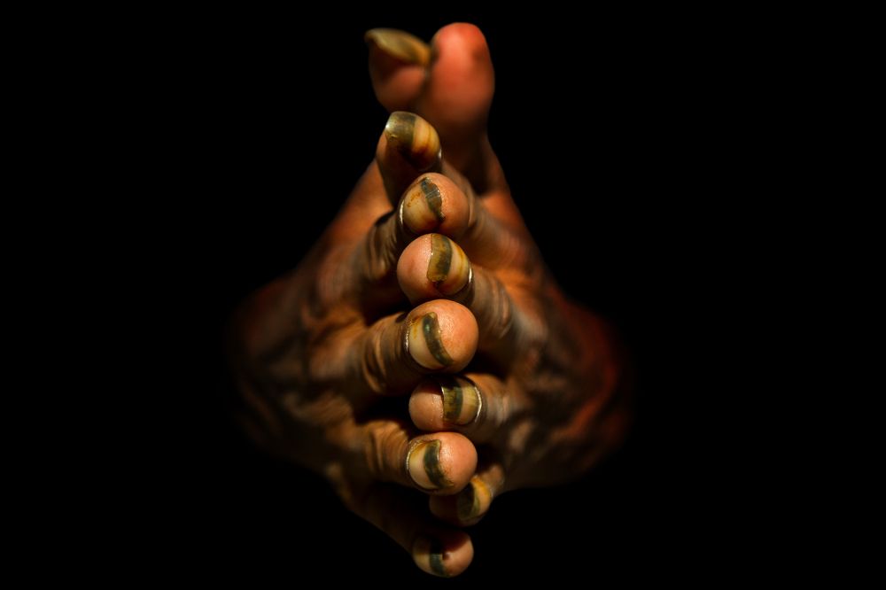 Las manos de la sociedad