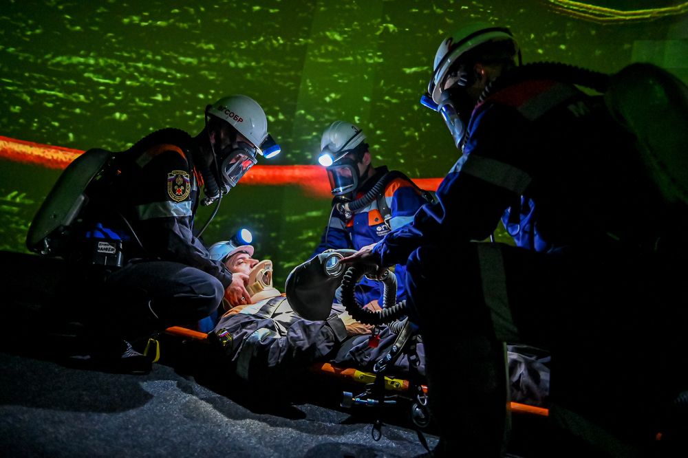 Тренировка горноспасателей...