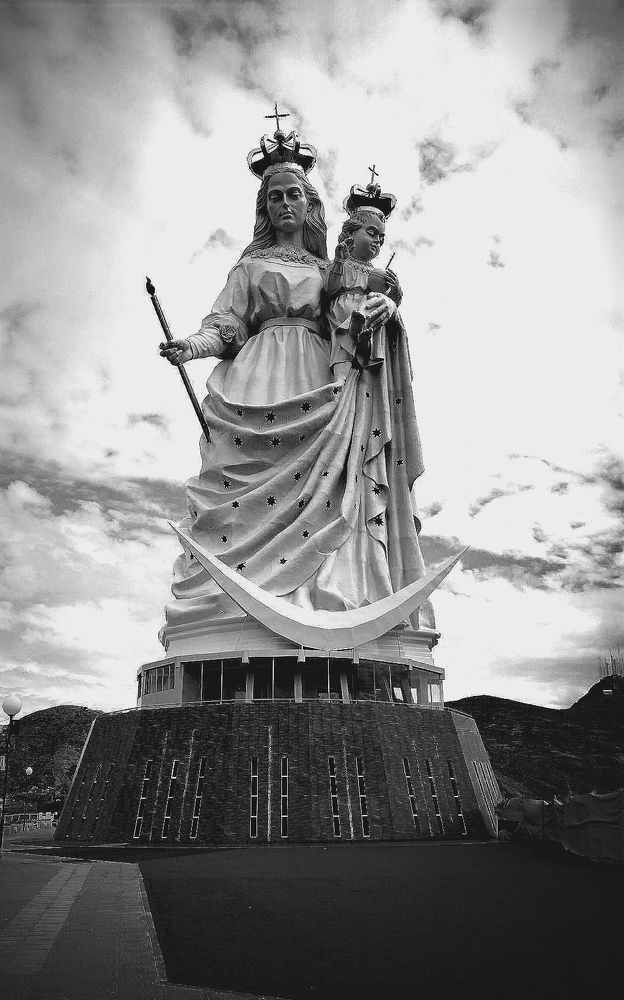 Hermosa Virgen del Socavón