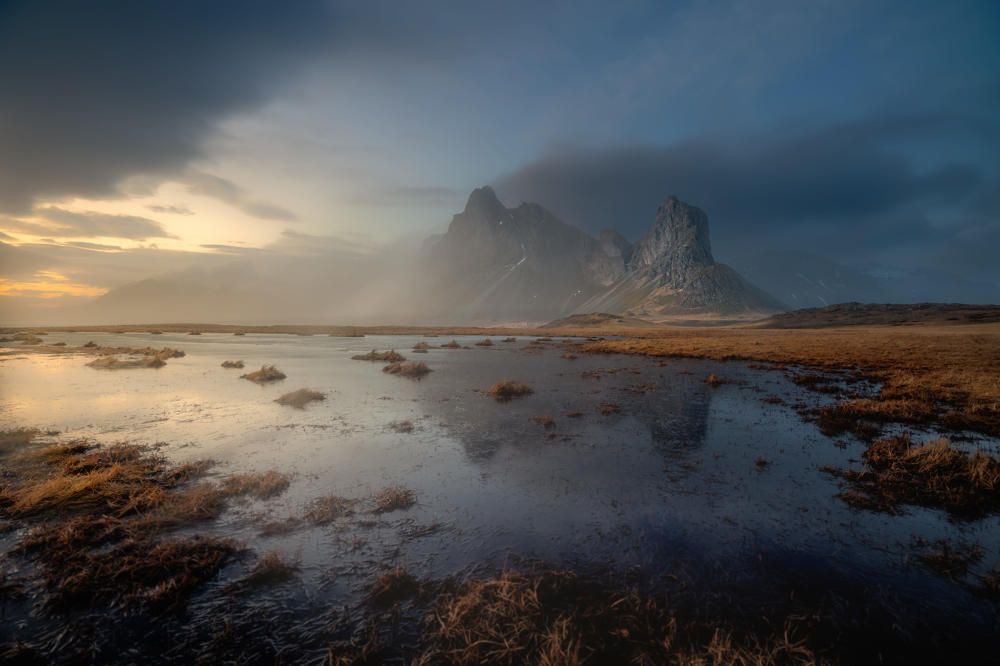 Behind Hvalnes Lighthouse
