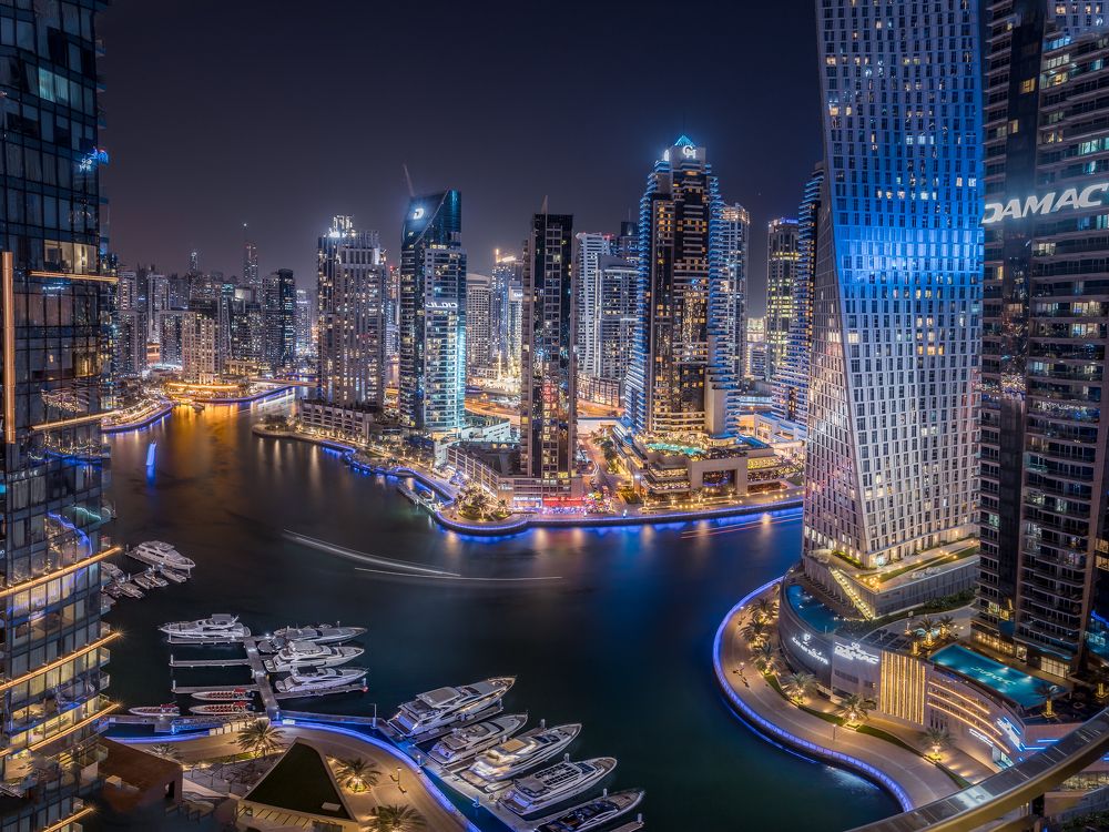Dubai Marina at night