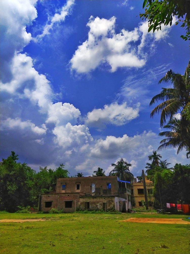 Фотография автора SUROJIT DAS