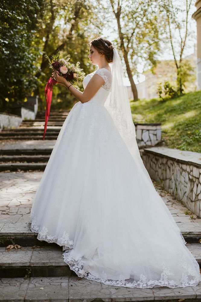 Photograph by Anna Zhovner