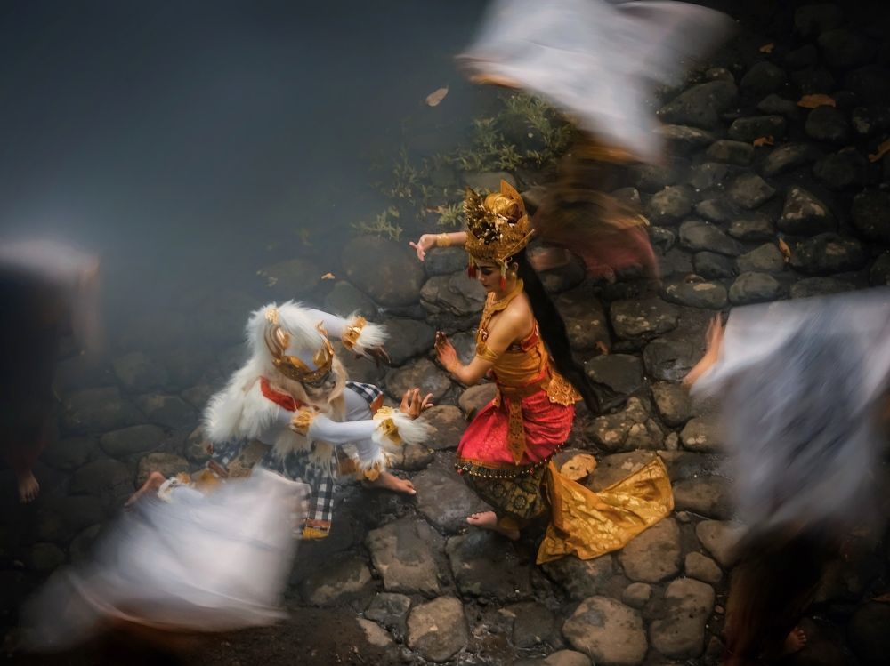 Photograph by Henri Fitriadi