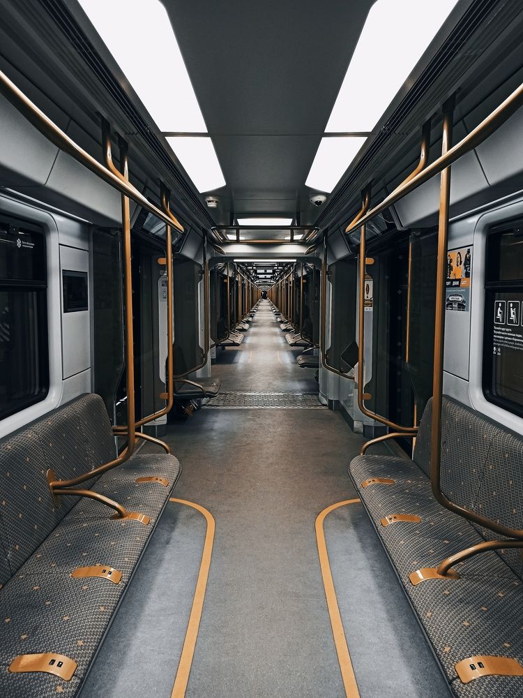 Линии и пространство