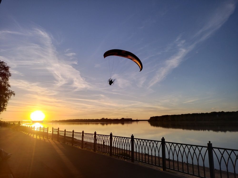 Полёт на пароплане
