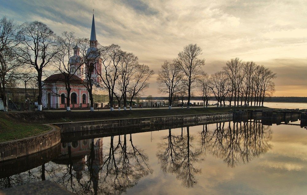вечерело