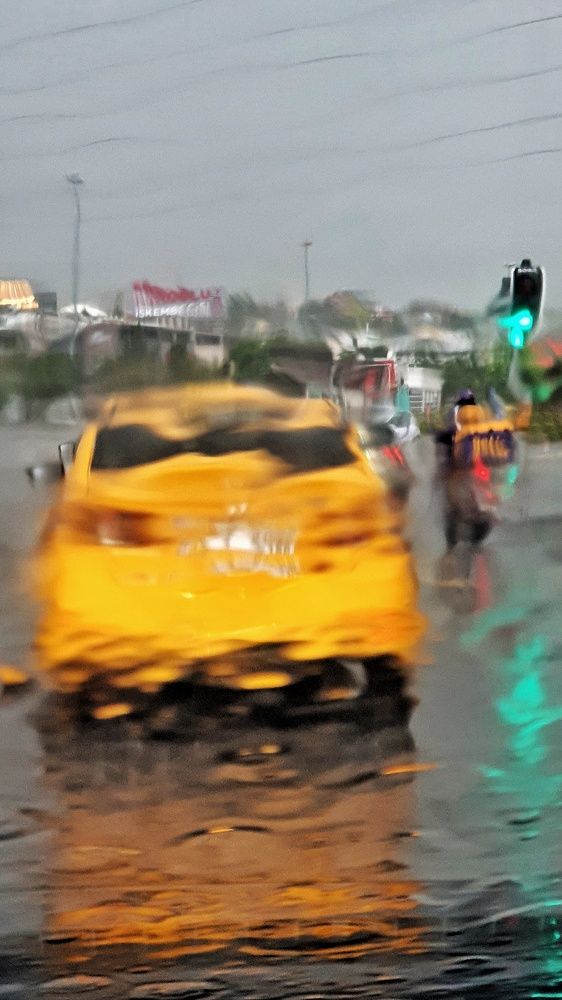 rain in traffic