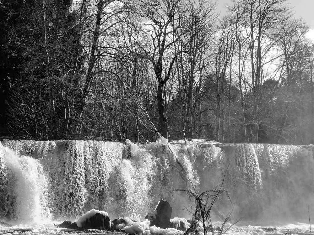 Кейла-Йоа. Водопад....