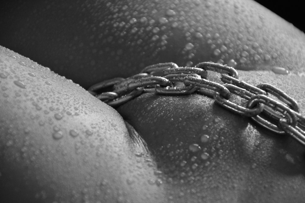 Цепь и капли