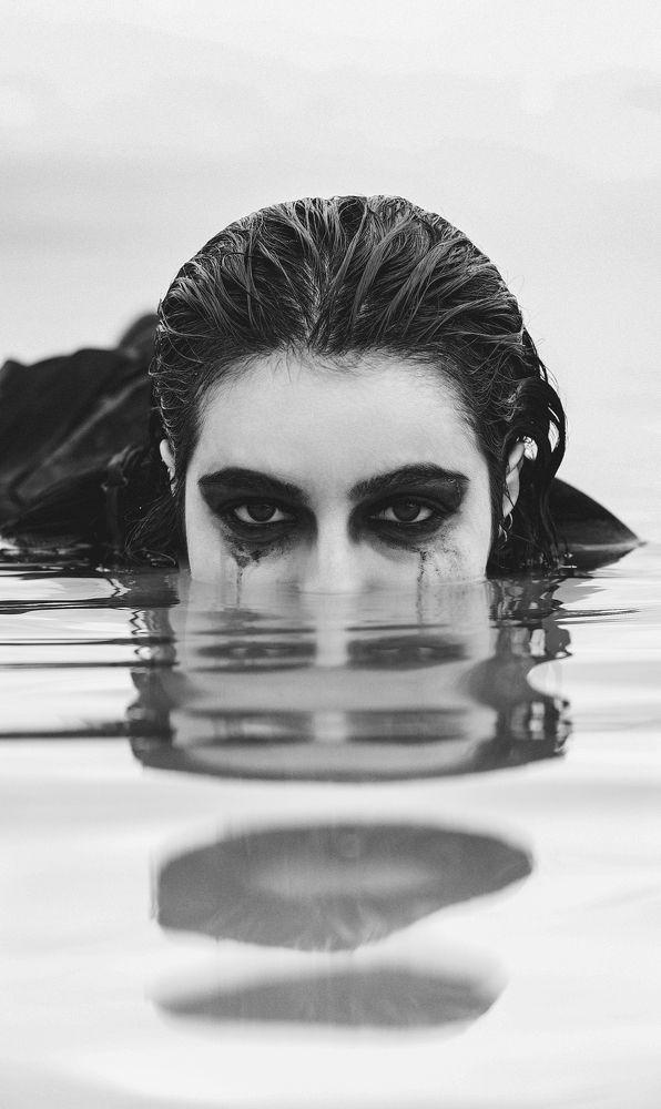 Photograph by Yousefi Yousef