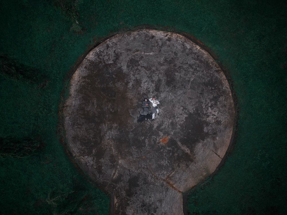 Photograph by Spawi Safwan