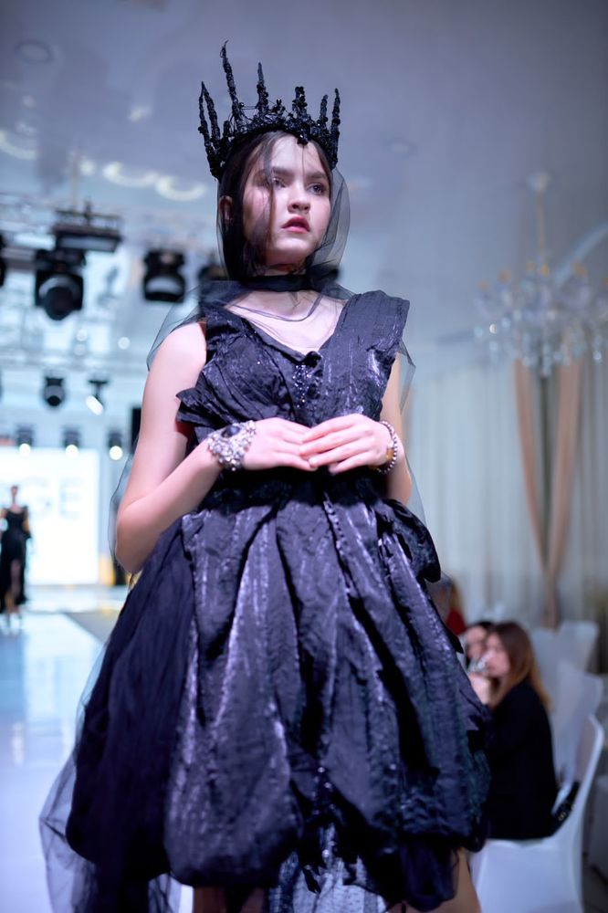 Photograph by A N D R E Y