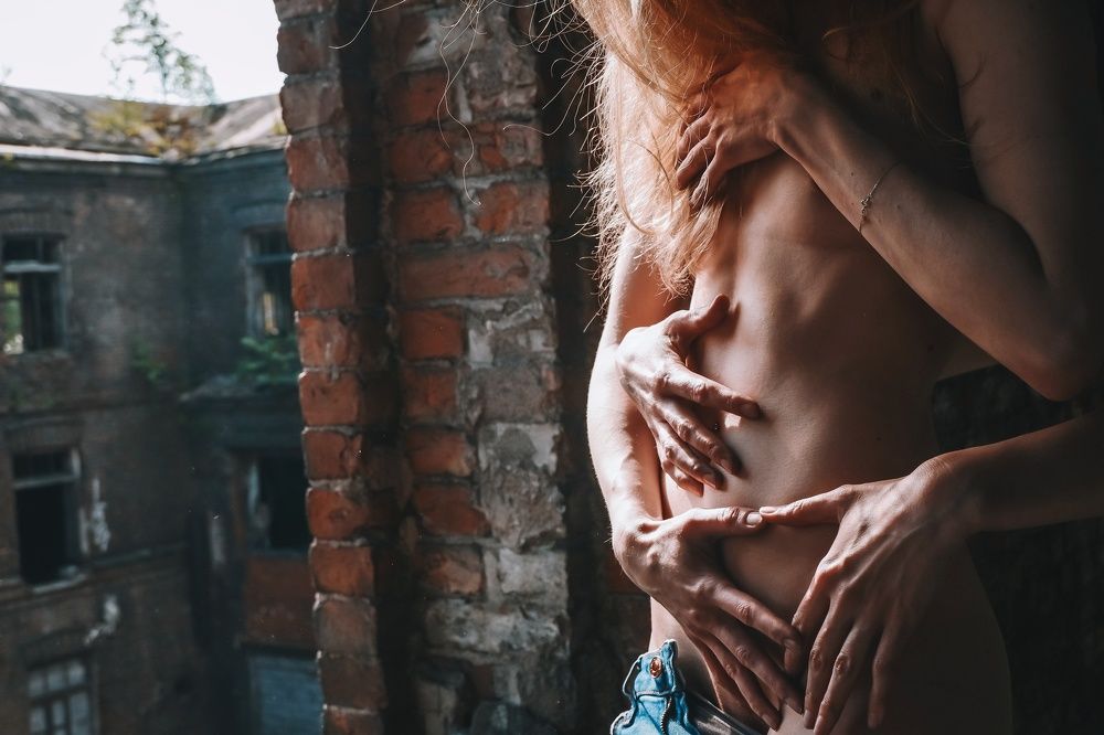 Хотеть касаться