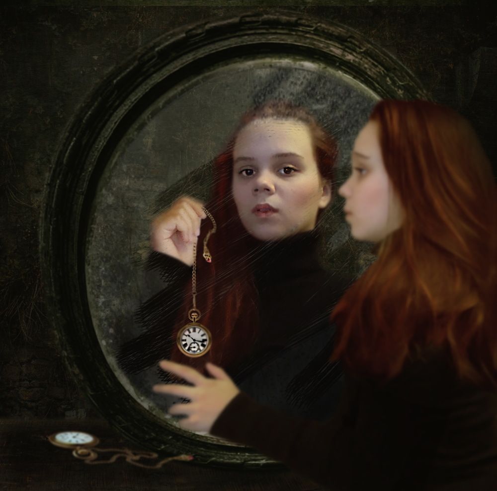 Зазеркалье.