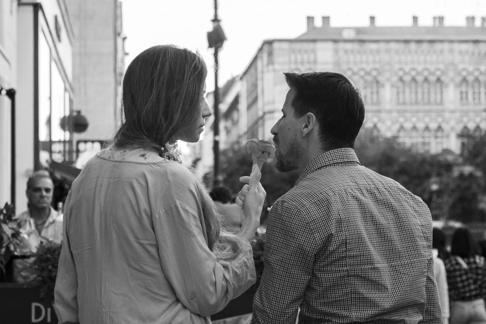 Couple with ice cream from Gelarto Rosa Patisserie