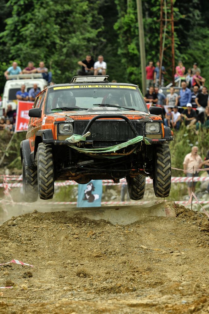 Photograph by Muzaffer Sütlüoğlu