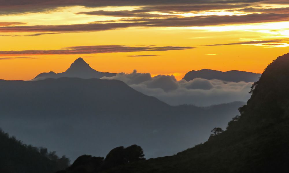 Sunset with mountains - Nuwaraeliya, LK