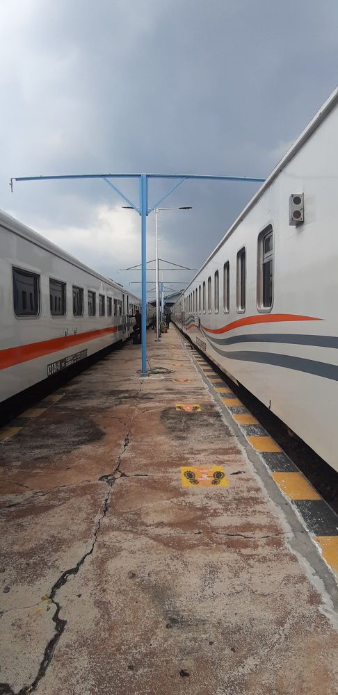 between the train carriages