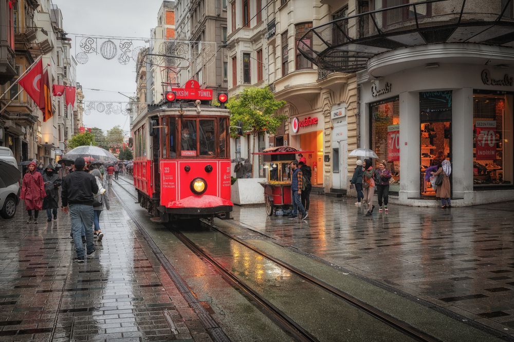 Стамбул. На улице Истикляль