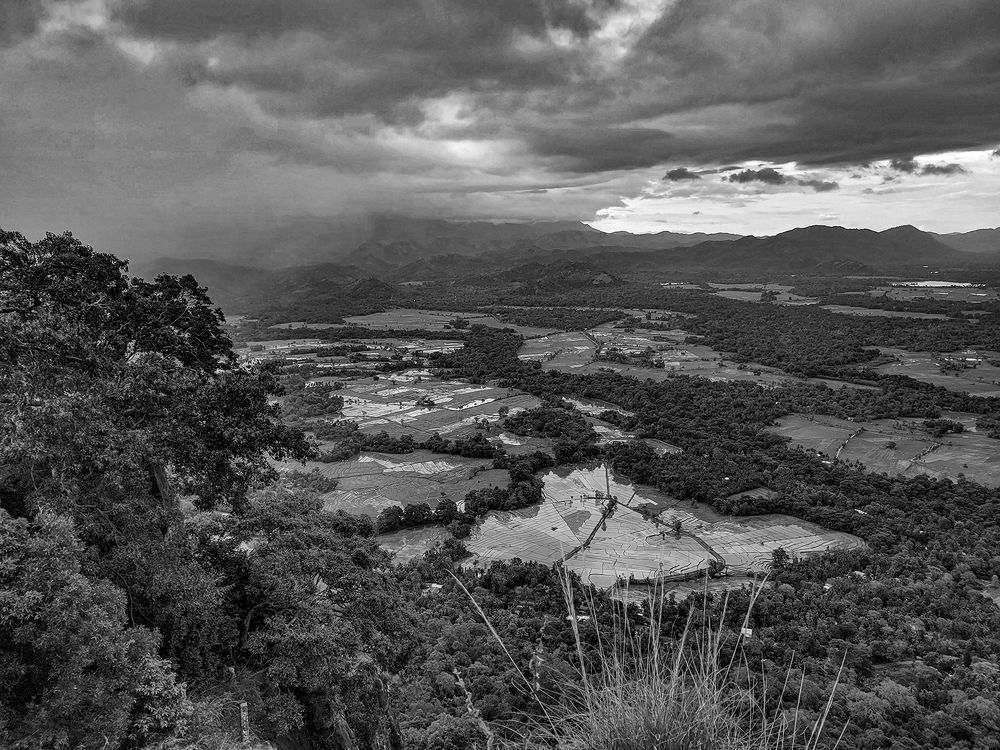 view from Kuragala temple Srilanka