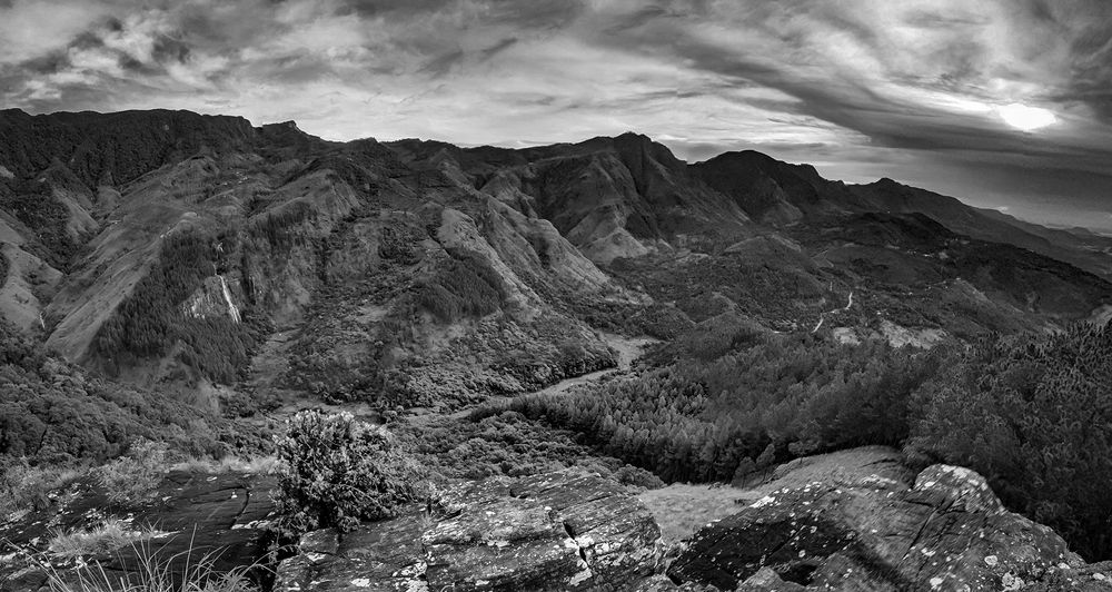 Bambarakanda Ella view