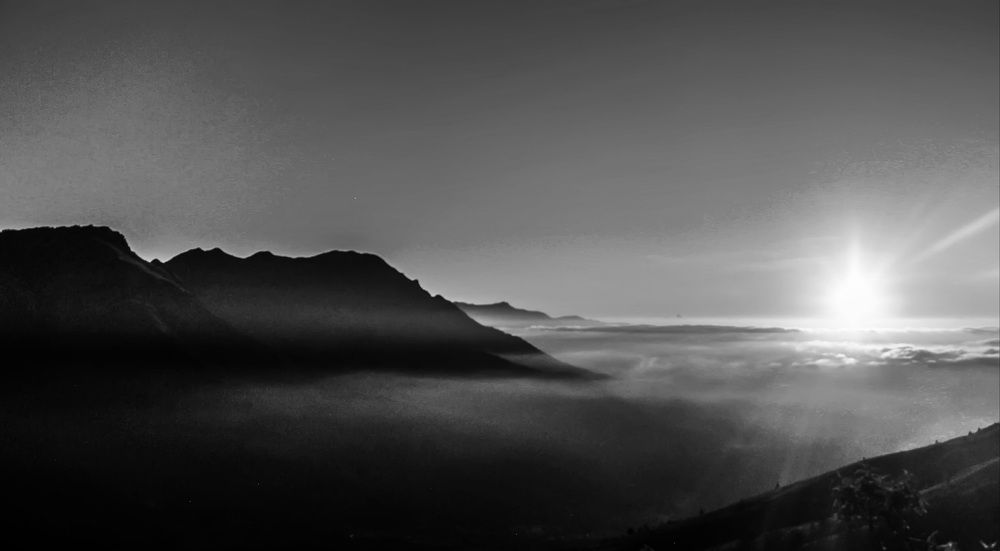 Photograph by Harsh Keppetipola